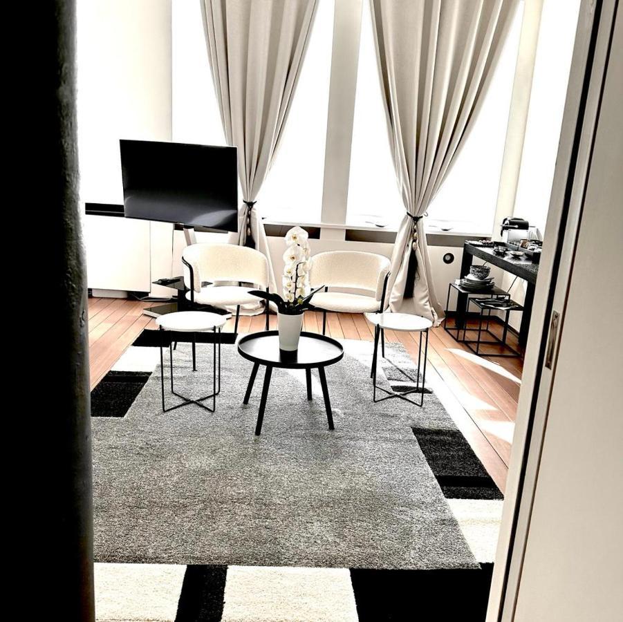 Les Lofts D'Artistes Hotell Saint-Gilles Exteriör bild