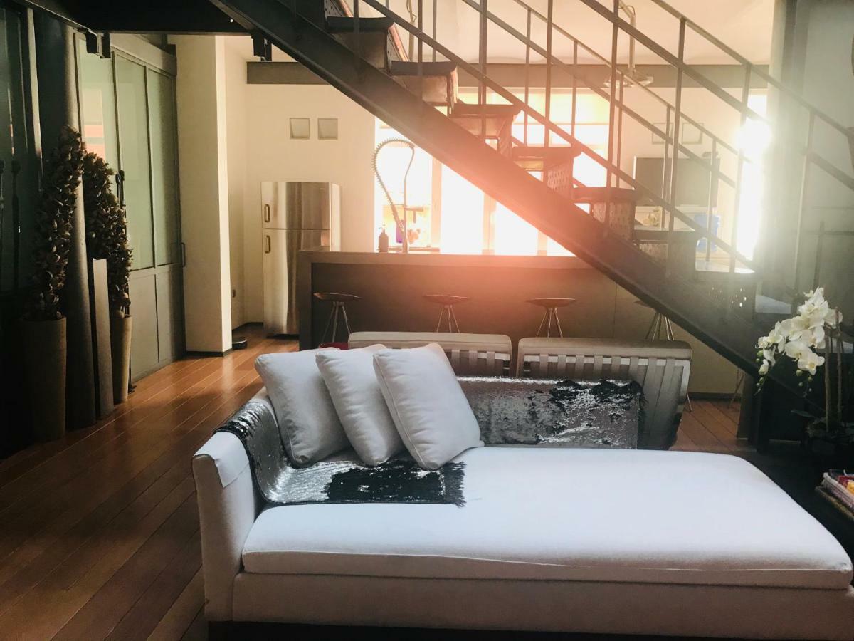 Les Lofts D'Artistes Hotell Saint-Gilles Exteriör bild
