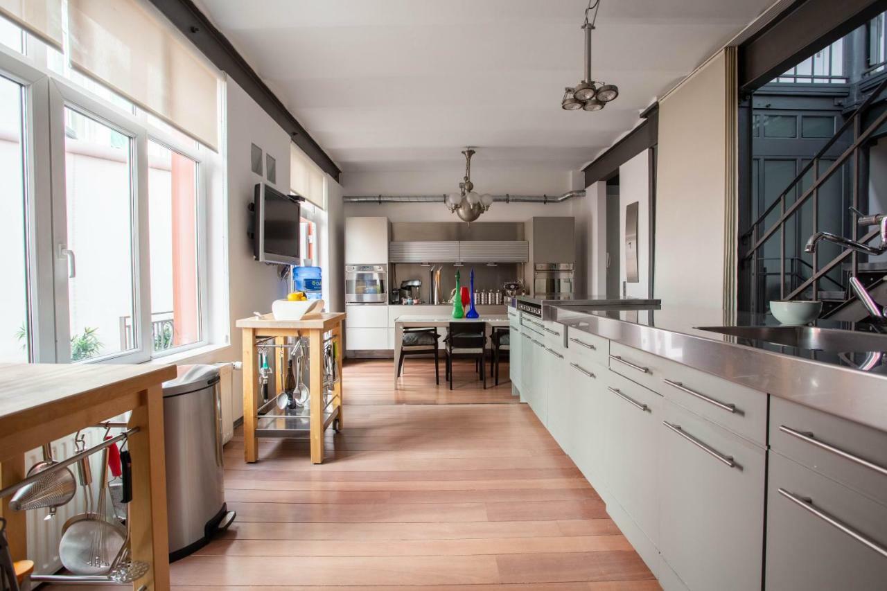 Les Lofts D'Artistes Hotell Saint-Gilles Exteriör bild